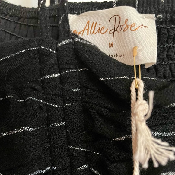 BNWT! Allie Rose, Harlow Halter Tie Jumpsuit in Black, Washed Pinstripe - Picture 10 of 12